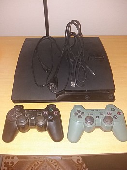 PS3 + 2 manettes