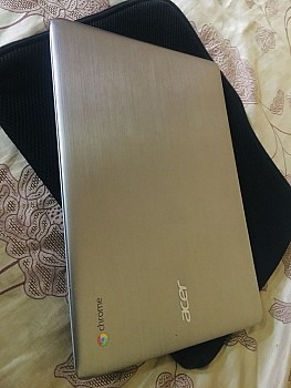 Laptop Acer chrome