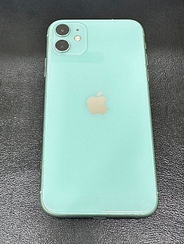 iPhone 11 Vert en excellent état