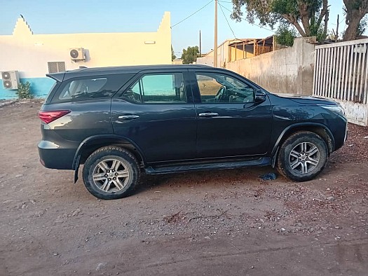 Toyota Fortuner 2020, diesel, boîte Automatique, excellent état