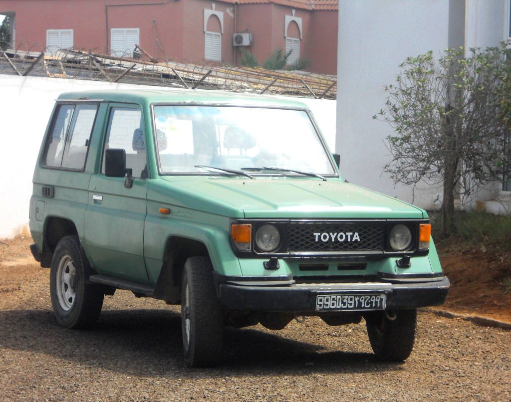 4x4 Toyota  Land Cruiser Mod le LJ70  Djibouti